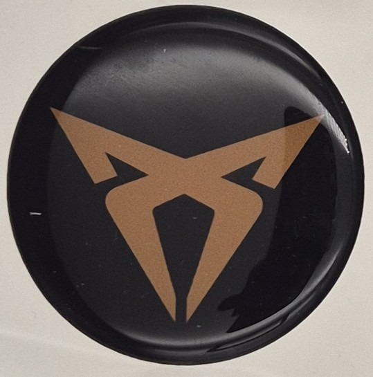 Emblematy CUPRA Dekielki 55mm 60mm 4 szt Przyklejane, 3D Aluminiowe 4 Emblematy CUPRA Dekielki 55mm 60mm 4 szt Przyklejane, 3D Aluminiowe - obrazek 4